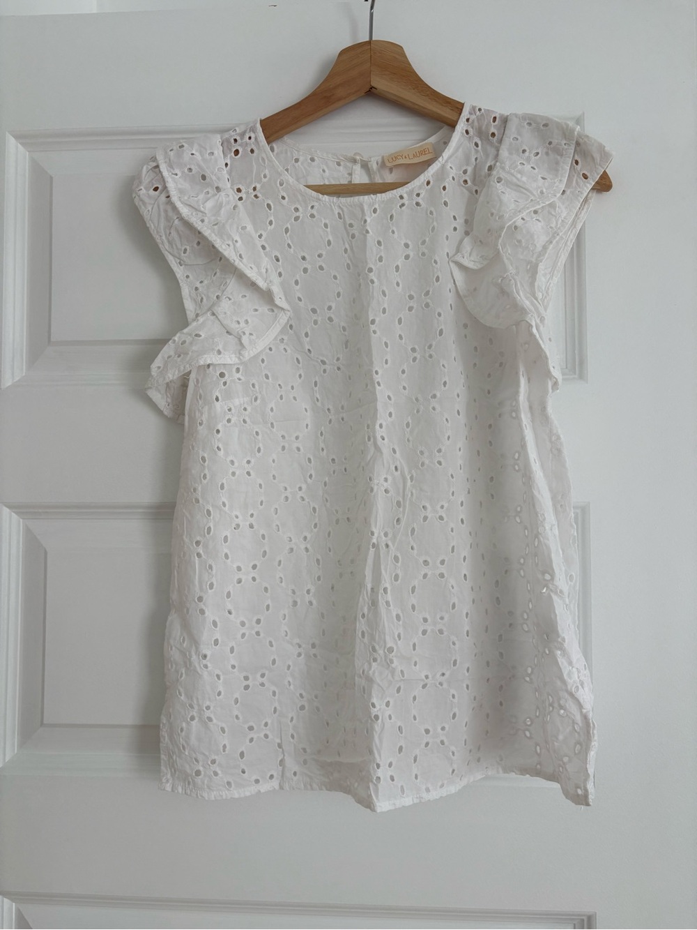 Lucy & Laurel White Eyelet Round Neck Blouse